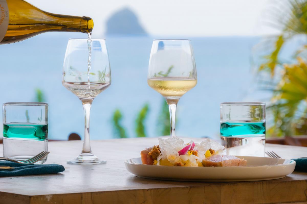 Restaurant & Bar
Taste pleasures in an exceptional setting